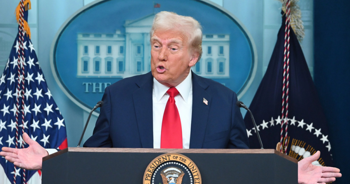 Trump örvényben: bebukott vámháború és sorra robbanó korrupciós bombák