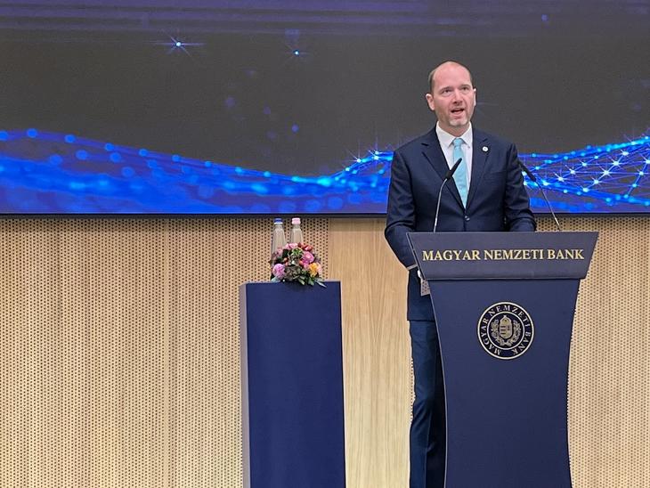 Kandrács Csaba: cél a banki ügyfelek kibercsalások elleni pénzügyi tudatosságának növelése (Fotó: Dobos Zoltán / Privátbankár)