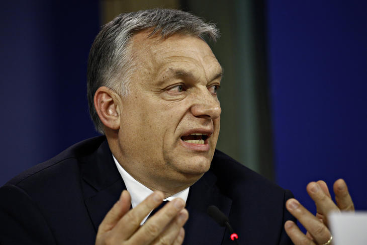 Döntöttek Brüsszelben - Orbán Viktor kivonult az EU-csúcsról