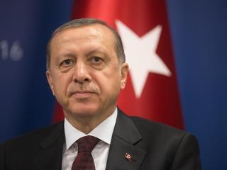 Erdogan kamatemelést akart, meg is lett