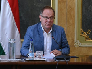 Navracsics Tibor 