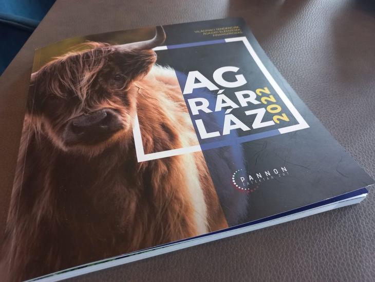 Harmadik alkalommal jelent meg az évkönyv. Fotó: Jernei Gábor