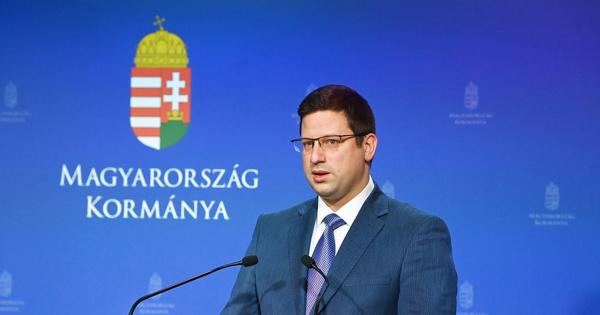190 milliárdot dob a nyugdíjasoknak a kormány, közel a reptér megvásárlása