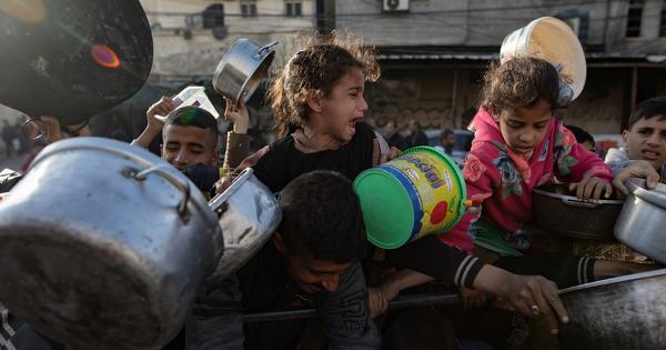 Ismét mehet humanitárius segély a Gázai övezetbe?