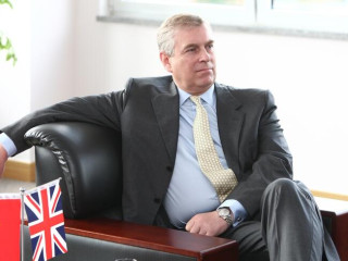 András herceg repülhet a trónörökösök közül