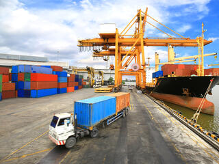 Ketyeg az óra a magyar cégeknek, ha vámmentesen akarnak importálni