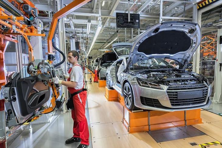 Az Audi is kisöpörte a padlást, 2 milliárd eurót vittek haza