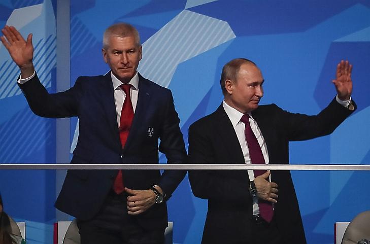 A nap képe: Putyin sporteseményen jópofizott