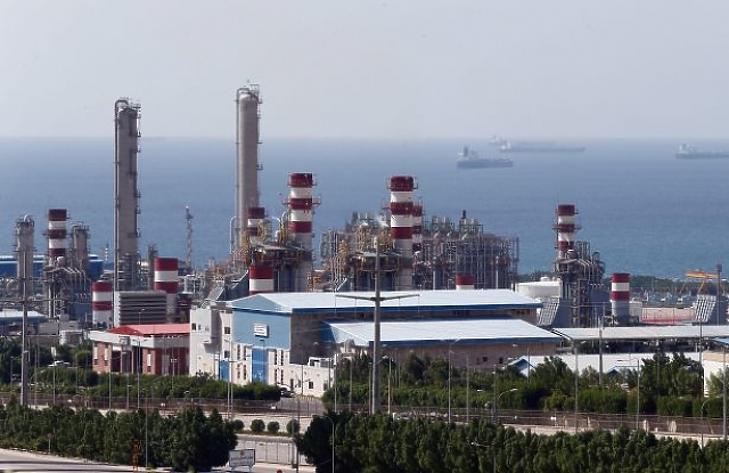 Nem döntötték be az olaj árát az új vámtarifák