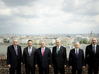 Orbán Viktor és a türkök: Recep Tayyip Erdogan török, Szadir Zsaparov kirgiz, Kaszim-Zsomart Tokajev kazah, Savkat Mirzijojev üzbég és Ilham Aliyev azeri elnök