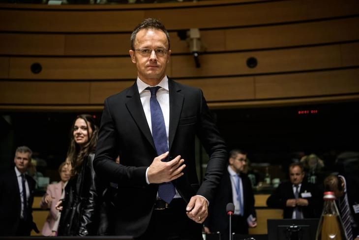 Szijjártó Péter szerint már túl sok magyar halt meg az ukrajnai háborúban