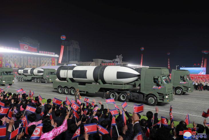 Észak-Korea fenyegetést jelent déli szomszédjára (Fotó: KCNA)