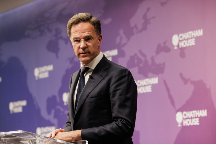 Mark Rutte szerint készülnünk kell a háborúra, hogy elkerüljük