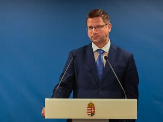 600 forint egy liter dízel, de a kormány a szomszédos országokra hárít – ez volt a Kormányinfón