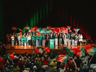 Összefogtak a portugál radikálisokkal szemben, elsöprő győzelmet aratott a baloldali elnökjelölt