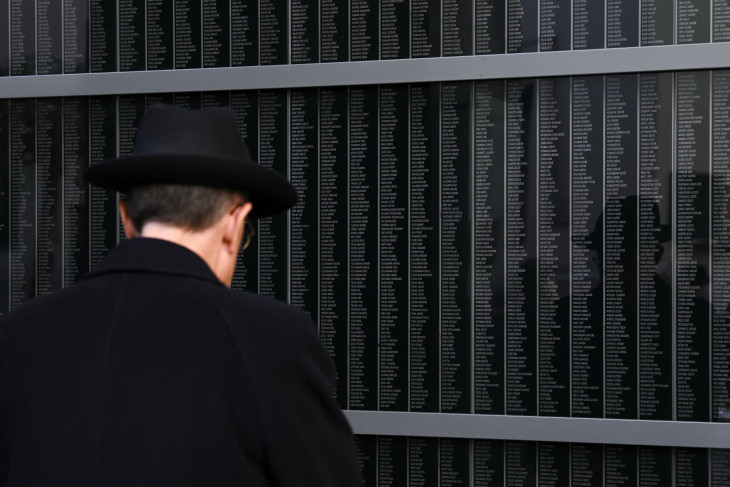 A Holokauszt emléknapon az áldozatokról emlékezünk