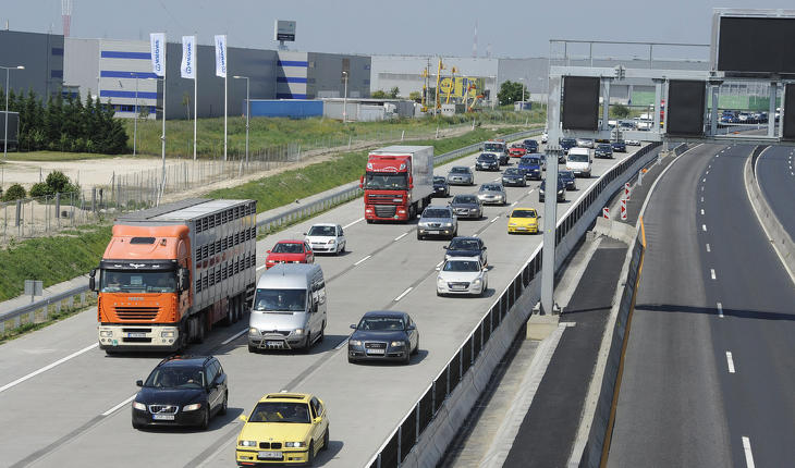 Még több magyar autós mehet így Lengyelországba? Fotó: MTI/Földi Imre