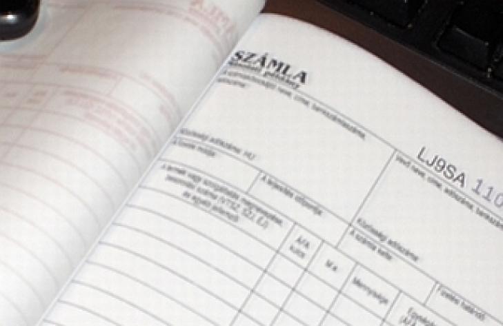 Óriási bűnbanda bukott – vádemelés 50 ember ellen