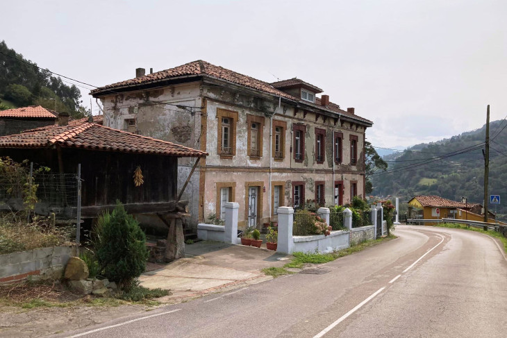 Romlás